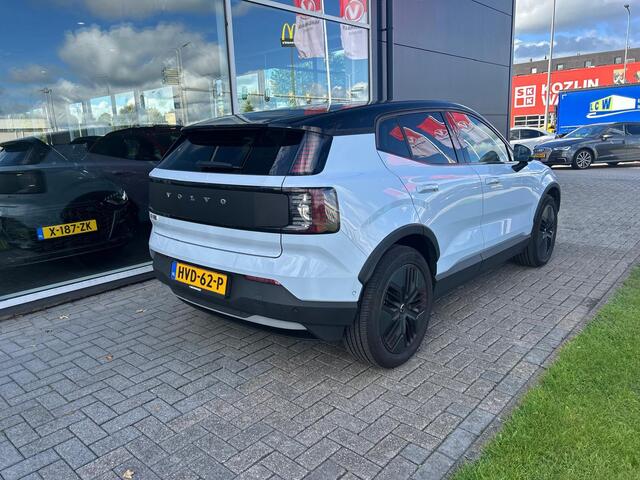Volvo EX30 Cross Country Twin Motor Performance Ultra 69 kWh NAP|BTW|PANO|ACC|360|Elec. stoelen