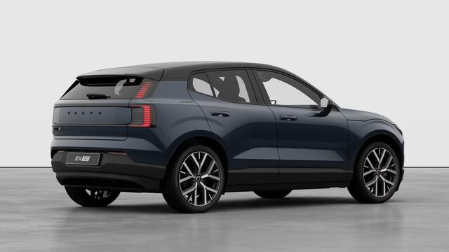 Volvo EX30 P5 Long Range Plus Black Edition Europa 69 kWh | Harman Kardon Audio | 20" | Adaptieve Cruise Control | BLIS | Stoel-/Stuurverwarming | Keyless | Elektrisch Verstelbare Voorstoelen | Indigo Interieur |
