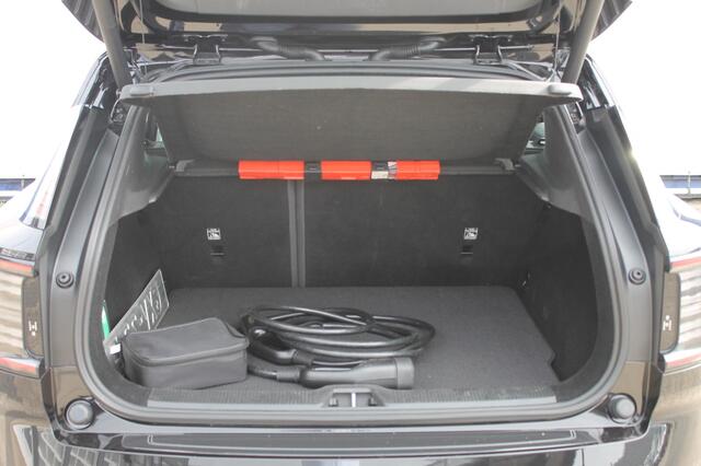 Volvo EX30 Single Motor Extended Range Ultra 69 kWh Semi elektrisch wegklapbare trekhaak / Verwarmbare voorstoelen / Panoramisch glazen dak / Google Infotainment