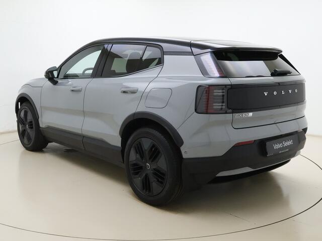Volvo EX30 Cross Country Twin Motor Performance Ultra / 4X4 / Panoramdak / 360 Camera / Elektr. Stoelen / Stoelverwarming + Stuurw. Verwarming / Getint Glas Achter / Google / Harman Kardon Audio /