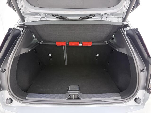 Volvo EX30 Cross Country Twin Motor Performance Ultra / 4X4 / Panoramdak / 360 Camera / Elektr. Stoelen / Stoelverwarming + Stuurw. Verwarming / Getint Glas Achter / Google / Harman Kardon Audio /
