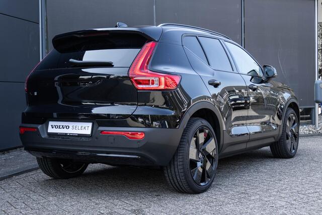 Volvo EX40 Single Motor Extended Range Ultra Black Ed. 82 kWh |Warmtepomp| Adaptieve Cruise Control| Blind spot| Semi Elektrische trekhaak | Panoramadak| Premium Audio| Interieur Voorverwarming.