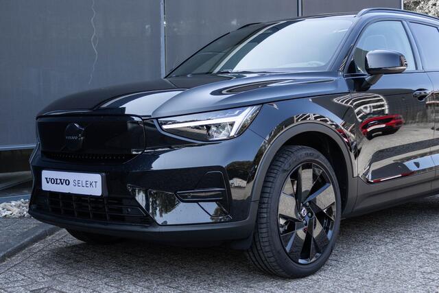 Volvo EX40 Single Motor Extended Range Ultra Black Ed. 82 kWh |Warmtepomp| Adaptieve Cruise Control| Blind spot| Semi Elektrische trekhaak | Panoramadak| Premium Audio| Interieur Voorverwarming.
