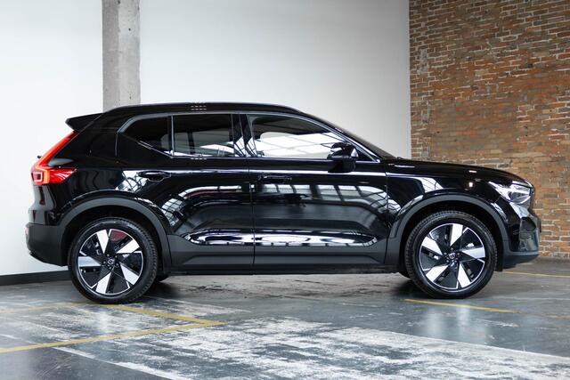 Volvo EX40 Single Motor Extended Range Plus 82 kWh All-seasonbanden | Verwarmbare voorstoelen