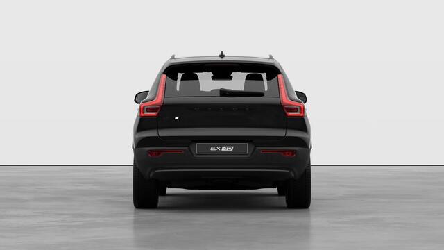 Volvo EX40 Single Motor Extended Range Ultra Black Edition | Verwacht Dec. 2025 | 20" Lichtmetalen Wielen | Elektrisch Verstelbare Voorstoelen | 360º Camera | Stoel/Stuurverwarming | Warmtepomp | Donkergetint Glas |