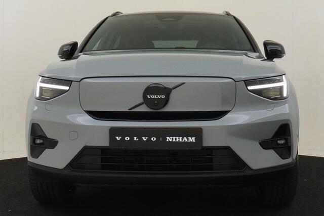 Volvo EX40 SINGLE MOTOR EXTENDED RANGE ULTRA BLACK ED. 82 kWh -PANO.DAK|HARMAN/KARDON|360°CAM|ADAP.LED|POWER-SEATS|20"