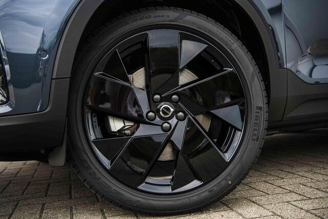 Volvo EX40 Single Motor Extended Range Ultra Black Ed. 82 kWh | Harman Kardon audio | 20" | Schuif-/kanteldak | Getint Glas | Elektrische stoelverstelling | Nubuck bekleding | Adaptive Cruise Control | Dodehoekdetectie |