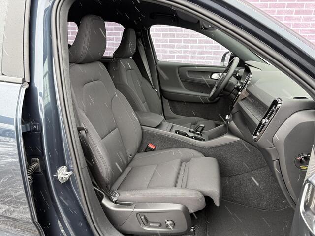 Volvo EX40 Single Motor Extended Range Plus 82 kWh | Europa | Stoel/stuur verwarming | Keyless entry/start | Memory | Harman/Kardon | Adaptief | Pilot Assist |