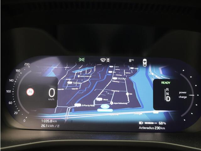 Volvo EX40 Single Motor Extended Range Plus 82 kWh / Harman Kardon / Stoel+Stuurverwarming / Adaptive Cruise / BLIS / Keyless / Getint Glas / All-Seasonbanden /