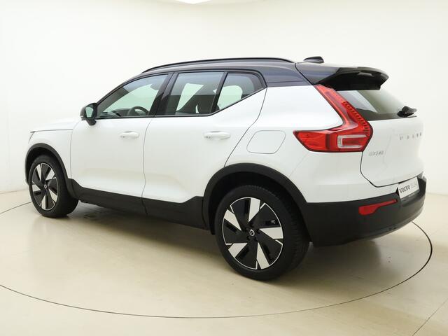 Volvo EX40 Extended Range Ultra / Panoramadak / Harman&Kardon Audio / Elektr. Stoelen / 360 Camera / 19'' / ACC / BLIS / Keyless / Stoel + Stuurw. Verwarming /