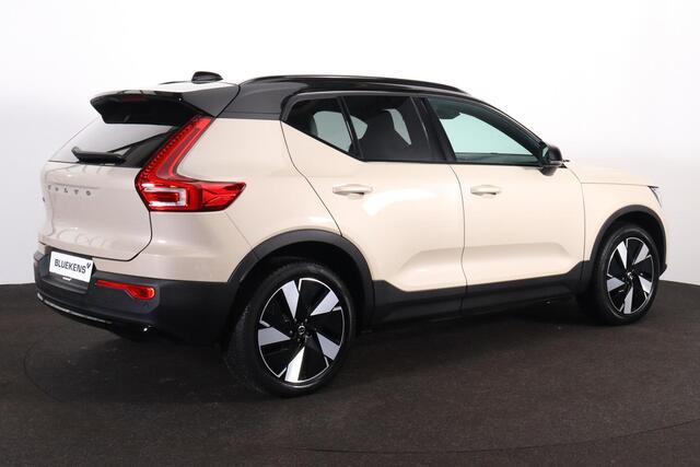 Volvo EX40 Extended Range Ultra 82 kWh - Panorama/schuifdak - IntelliSafe Assist & Surround - 360º Camera - Harman/Kardon audio - Verwarmde voorstoelen & stuur - Parkeersensoren voor & achter - Elektr. bedienb. voorstoelen met geheugen links - Draadloze tel. lader -