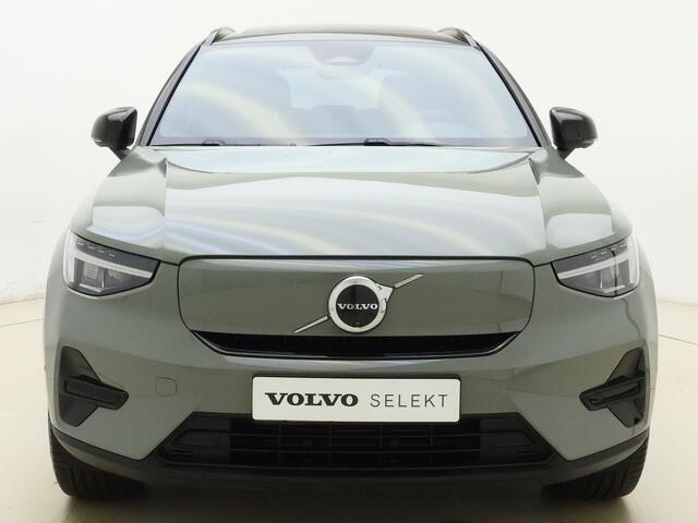 Volvo EX40 Extended Range Ultra / Nubuck / Getint Glas / Elektr. Stoelen / 360 Camera / Panoramadak / Harman&Kardon / Adapt. Cruise / BLIS / Keyless / Stoel + Stuurw. Verwarming /