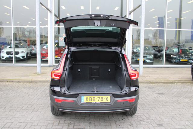 Volvo EX40 Single Motor Extended Range Ultra 82 kWh | 360 Camera | Schuif/kantel dak | H&K Audio | Memory seats | BLIS |