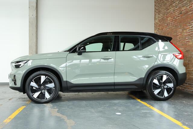 Volvo EX40 Single Motor Extended Range Ultra 82 kWh | Elektrisch Verstelbare Voorstoelen | Schuif/Kantel-Panoramadak | Semi-Elektrische Trekhaak | Harman Kardon Premium Audio | 360º Camera | Google Infotainment | Stoelverwarming