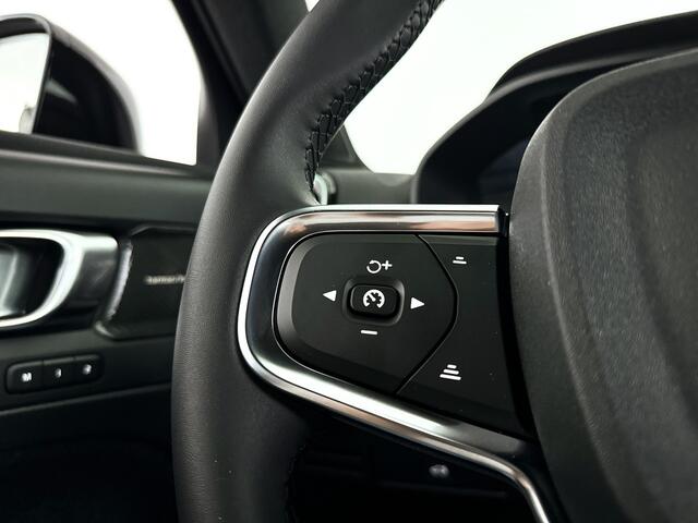 Volvo EX40 Single Motor Extended Range Plus Black Ed. 82 kWh | Parkeercamera | Harman Kardon | Stoel- en Stuurverwarming | Elektrische stoelen