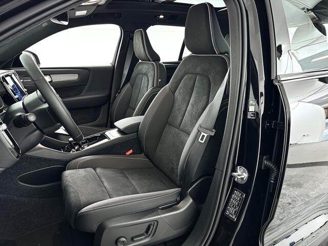 Volvo EX40 Single Motor Extended Range Plus Black Ed. 82 kWh | Panoramadak | 360° camera | Harman Kardon | Stoel- en Stuurverwarming | Trekhaak
