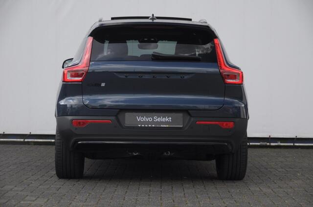Volvo EX40 Single Motor Extended Range Plus Black Ed. 82 kWh / DEMO LEX / Panoramadak / Apple Carplay / Android Auto / Harman kardon audio / Adaptive cruise control / Pilot assist / Lichtmetalen velgen /