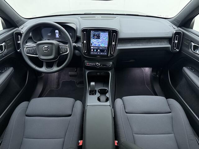 Volvo EX40 Extended Range Plus Europa / Climate / Forest Lake / Elektr. Stoelen / Harman&Kardon Audio / 19'' / PDC + Camera / Elektrisch Achterklep /