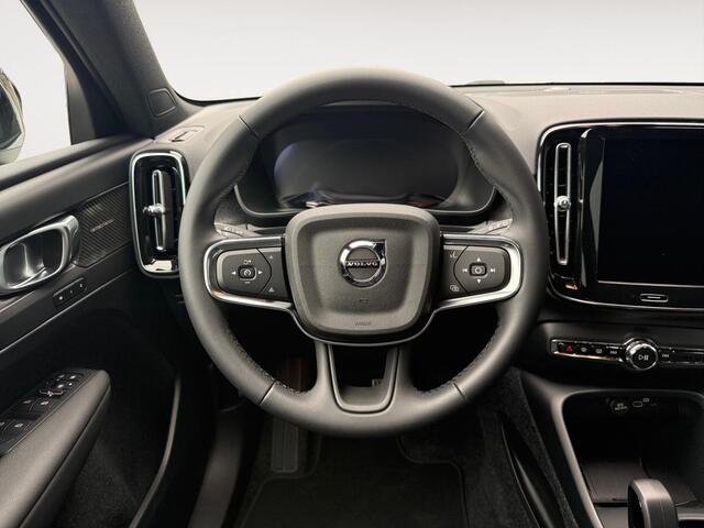Volvo EX40 Single Motor Extended Range Plus Europa 82 kWh | Direct leverbaar | Stoelverwarming | Keyless Entry | Harman/Kardon |