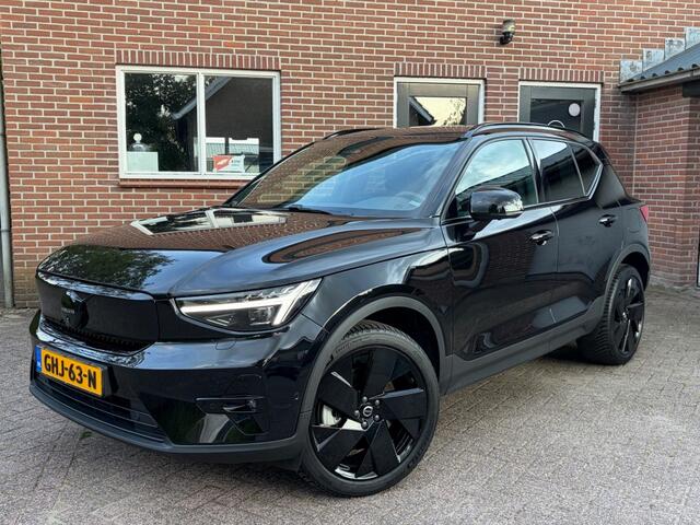 Volvo EX40 Extended Range Ultra Black Ed. 82 kWh PANO, TREKH. HarmanK.