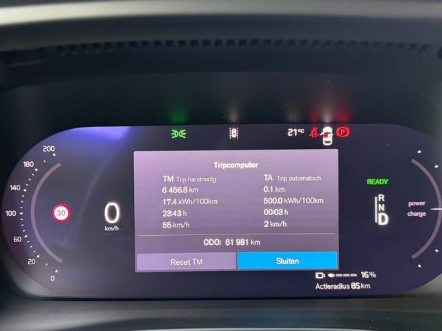 Volvo EX40 Extended Range Ultra Black Ed. 82 kWh PANO, TREKH. HarmanK.