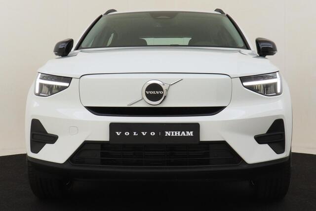Volvo EX40 SINGLE MOTOR ESSENTIAL 70 kWh -CAMERA|CRUISE|DAB|CARPLAY|19"