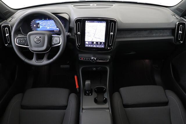 Volvo EX40 SINGLE MOTOR EXT. RANGE PLUS BLACK ED. EU. 82 kWh -HARMAN/KARDON|360°CAM|POWER-SEATS|PRIVACY.GLAS|20"|SoH:100%
