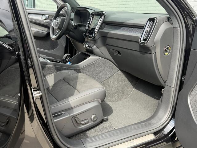 Volvo EX40 Twin Motor Plus Black Edition 82 kWh | PANO | 360 | MEMORY | BOVAG