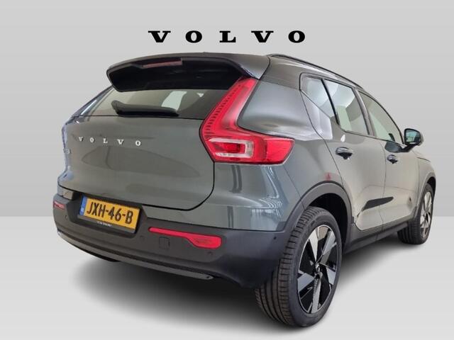 Volvo EX40 Single Motor Extended Range Ultra 82 kWh | SOH:100% | 360° Camera | Schuif/Kantel Panoramadak | Warmtepomp | Stoel/Stuur verwarming | Adaptive Cruise | Power Seats | Memory | Harman/Kardon |