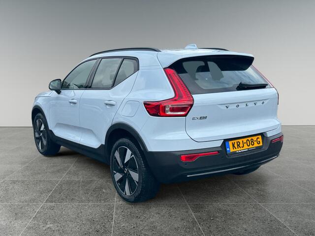 Volvo EX40 Single Motor Essential 70 kWh | 19 inch wielen | All-Season | Achteruitrijcamera |