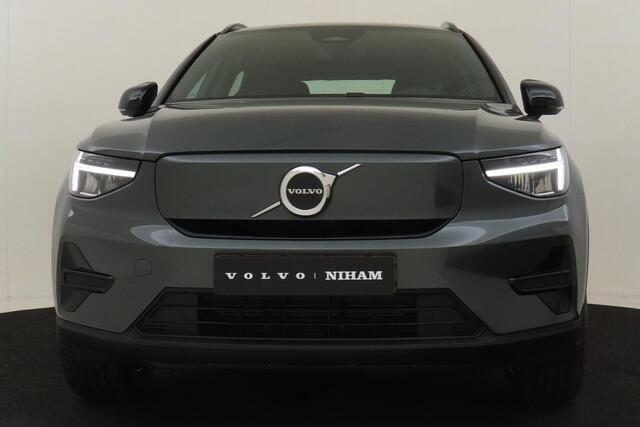 Volvo EX40 SINGLE MOTOR PLUS EUROPA 70 kWh -HARMAN/KARDON|CAMERA|POWER-SEATS|WARMTEPOMP|CLIMATE|ADAP.CRUISE|BLIS|KEY-LESS