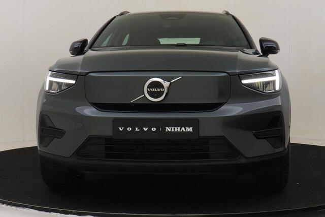 Volvo EX40 SINGLE MOTOR EXTENDED RANGE PLUS 82 kWh -HARMAN/KARDON|360°CAM|POWER-SEATS|WARMTEPOMP|CLIMATE|ADAP.CRUISE|BLIS|KEY-LESS|19"ALL-SEASON|SoH:100%