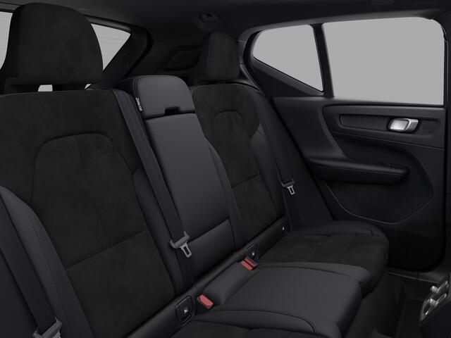 Volvo EX40 P5 Long Range Ultra Europa 82 kWh | Panoramadak | 360° camera | Harman Kardon | Stoel- en stuurverwarming