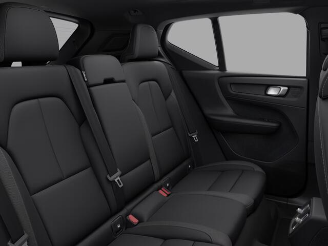 Volvo EX40 P5 Long Range Ultra Europa 82 kWh | Panoramadak | 360° camera | Harman Kardon | Stoel- en stuurverwarming