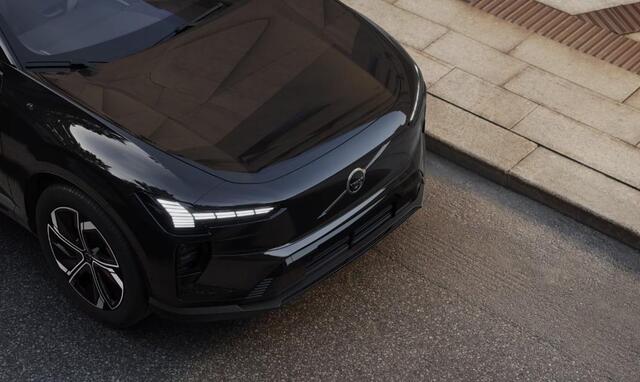 Volvo EX60 P6 Plus 83 kWh | Full Operational Lease vanaf ¤925,- per maand ! | Matrix Led | Bose Premium Audio | 15" gebogen OLED middendisplay |