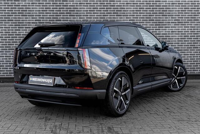 Volvo EX60 P10 AWD Ultra 95 kWh | 2.400 KG Trekgewicht | Google | Bowers & Wilkins Audio | Stoelventilatie | 360 Camera | HD Pixel LED Koplampen | Elektrochromatisch Panoramadak | Stoel-/Stuurverwarming | Getint Glas | Dodehoekdetectie | Pilot Assist Pack | Elek. Achterklep | 21" LM