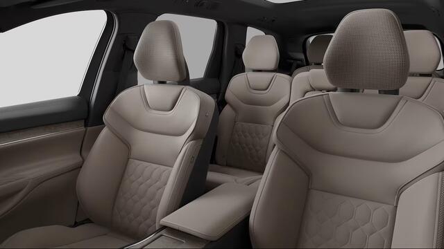 Volvo EX90 Twin Motor Performance Ultra / 6000 euro voorraadkorting / Bowers en Wilkins audio / Luchtvering / Pilot Assist / Climate / 22 inch /
