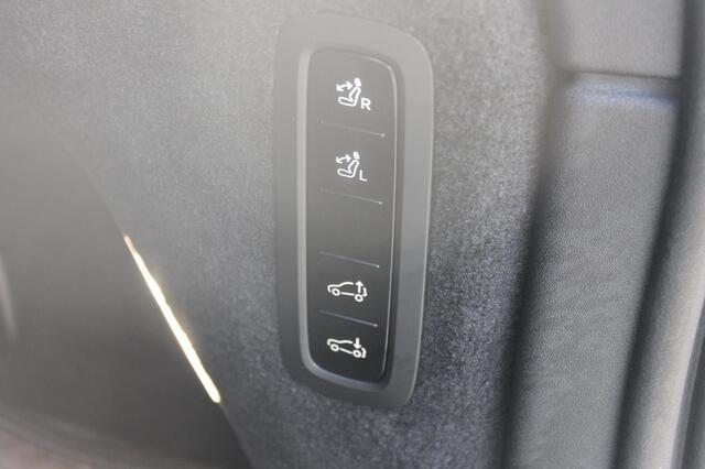 Volvo EX90 Twin Motor Performance Ultra 7p. 111 kWh Google infotainment / Luchtvering / Bowers & Wilkins Audio / Parkeersensoren rondom met 360 graden camera