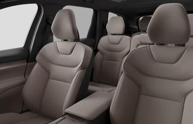 Volvo EX90 Twin Motor Ultra 335KW | 800V | Bowers & Wilkins | 22" Y-Spaaks | Pilot Pack | Climate Pack | Donker Glas |