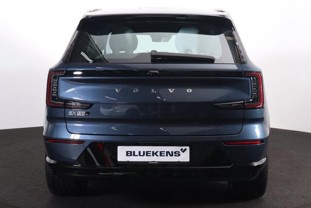Volvo EX90 Twin Motor Ultra 7p. 111 kWh - Luchtvering - Panoramadak - IntelliSafe Assist & Surround - 360º Camera - Bose audio - Verwarmde voorstoelen - Parkeersensoren voor & achter - Head up display - 21' LMV - Trekhaak inklapbaar