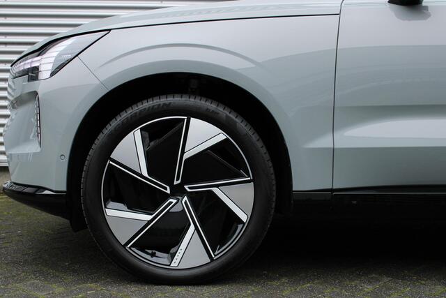 Volvo EX90 Twin Motor Performance Ultra 7p. 111 kWh | Panoramadak | Semi elektrische trekhaak | Luchtvering | Voorstoelen verwarmbaar met massagefunctie | Verwarmbaar stuurwiel | Verwarmbare achterbank | Adaptieve Cruise Control | Alarmklasse 3 | Visual Park Assist