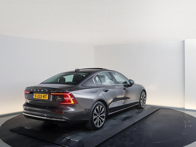 Volvo S60 B4 Plus Bright | Panoramadak | Harman Kardon | 360º camera | Keyless | Trekhaak