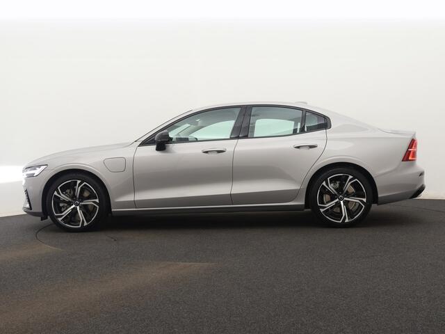 Volvo S60 2.0 Recharge T6 Plus Dark | 19-inch | Memory Stoelen | Camera |