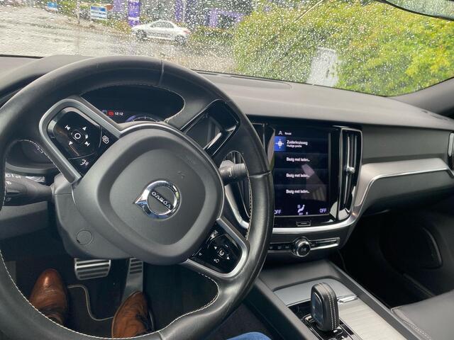 Volvo S60 2.0 B3 R-Design