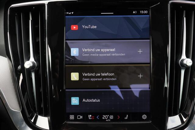 Volvo S60 Recharge T8 AWD Plus Dark - LONG RANGE - IntelliSafe Assist & Surround - Harman/Kardon audio - Adaptieve LED koplampen - Parkeercamera achter - Verwarmde voorstoelen, stuur & achterbank - Parkeersensoren voor & achter - Elektr. bedienb. voorstoelen met ge