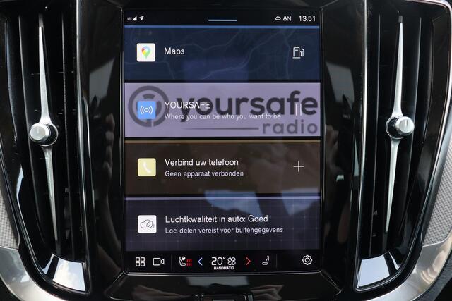 Volvo S60 B4 Plus Dark - IntelliSafe Assist & Surround - Harman/Kardon audio - Parkeercamera achter - Verwarmde voorstoelen, stuur & achterbank -