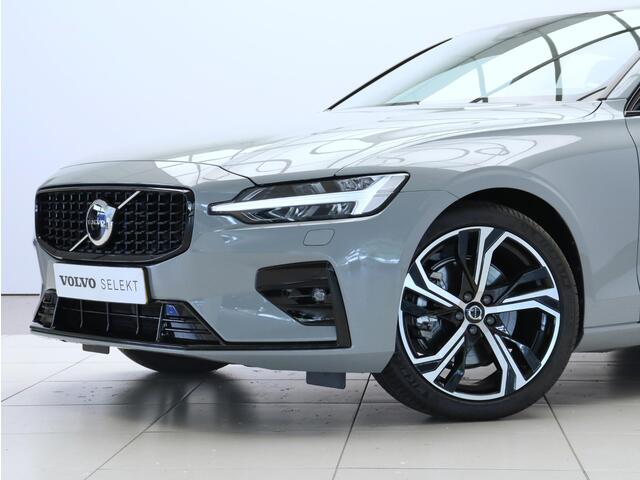 Volvo S60 2.0 B4 Plus Dark / Elektrisch Verstelbare Stoelen / Harman Kardon / Lederen Bekleding / Adaptive Cruise / BLIS / Apple Car Play /