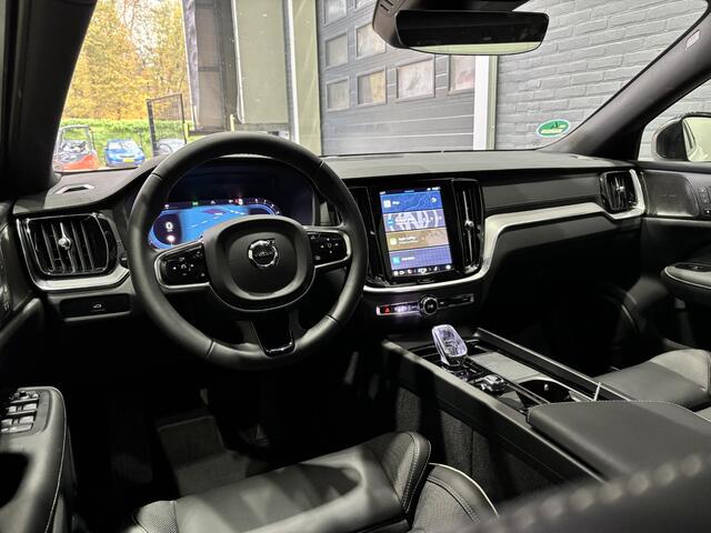 Volvo S60 B5 AWD Ultimate Dark | Panoramadak | ACC | BLIS | harman/kardon | Head-Up | Sportstoelen | Camera