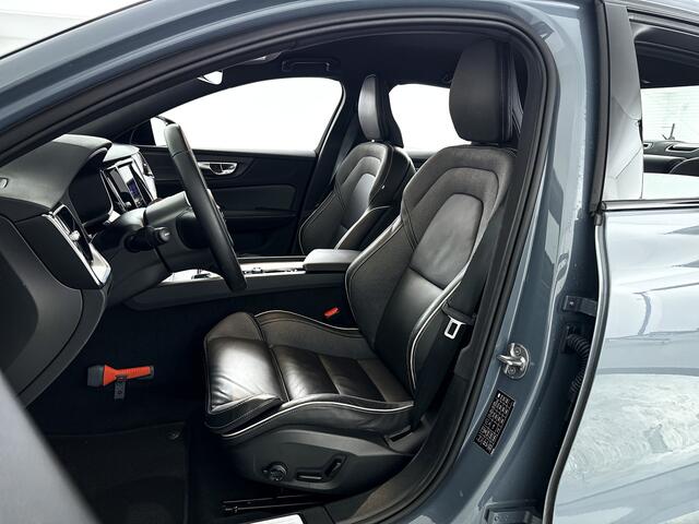 Volvo S60 B4 Aut. Plus Dark | 360º camera | Harman Kardon | Trekhaak