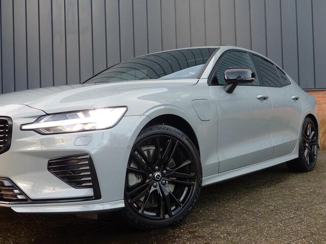 Volvo S60 T8 AWD Ultimate Dark |Styling kit| Polestar Tuning|